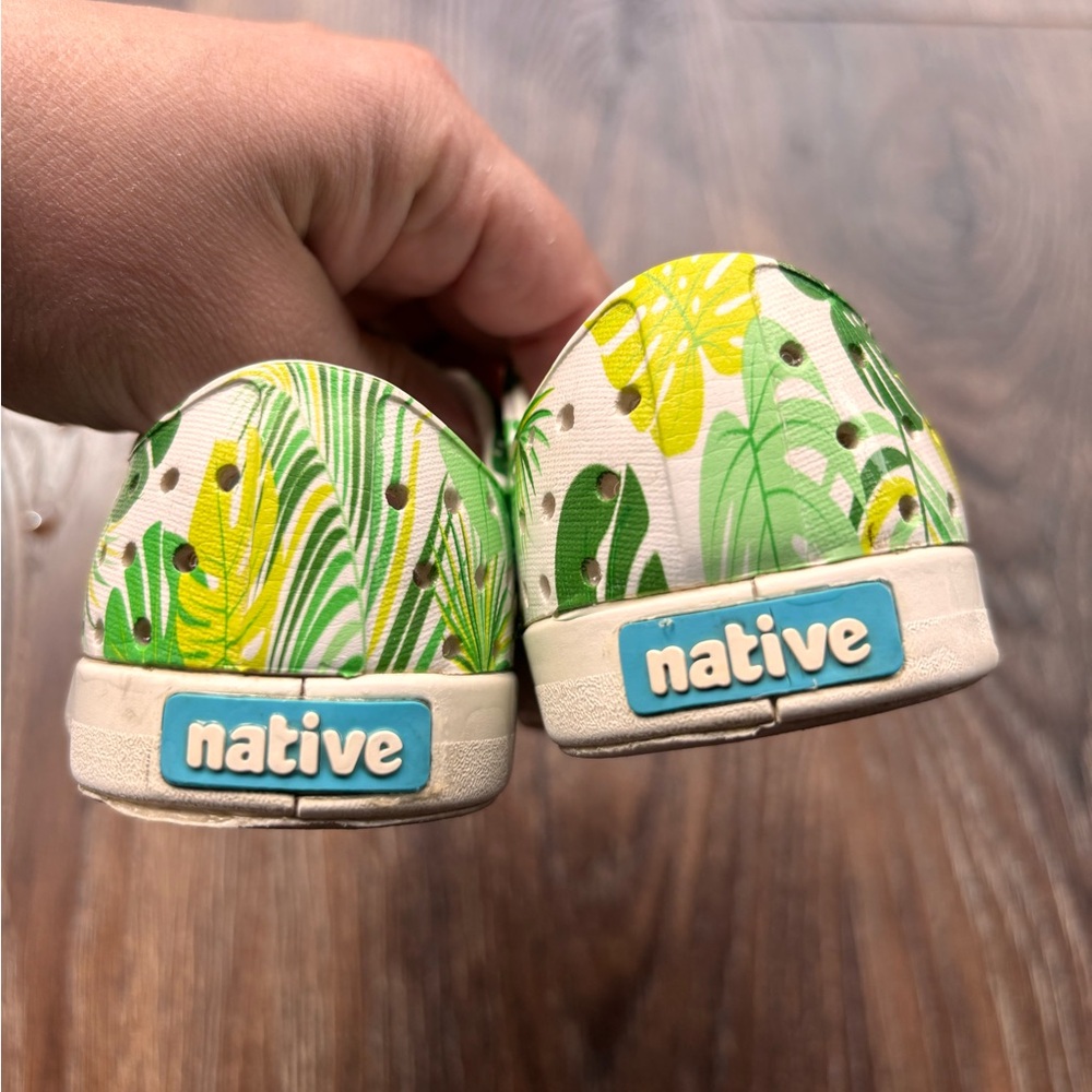 Native Shoes size C8 - Picture 5 of 7
